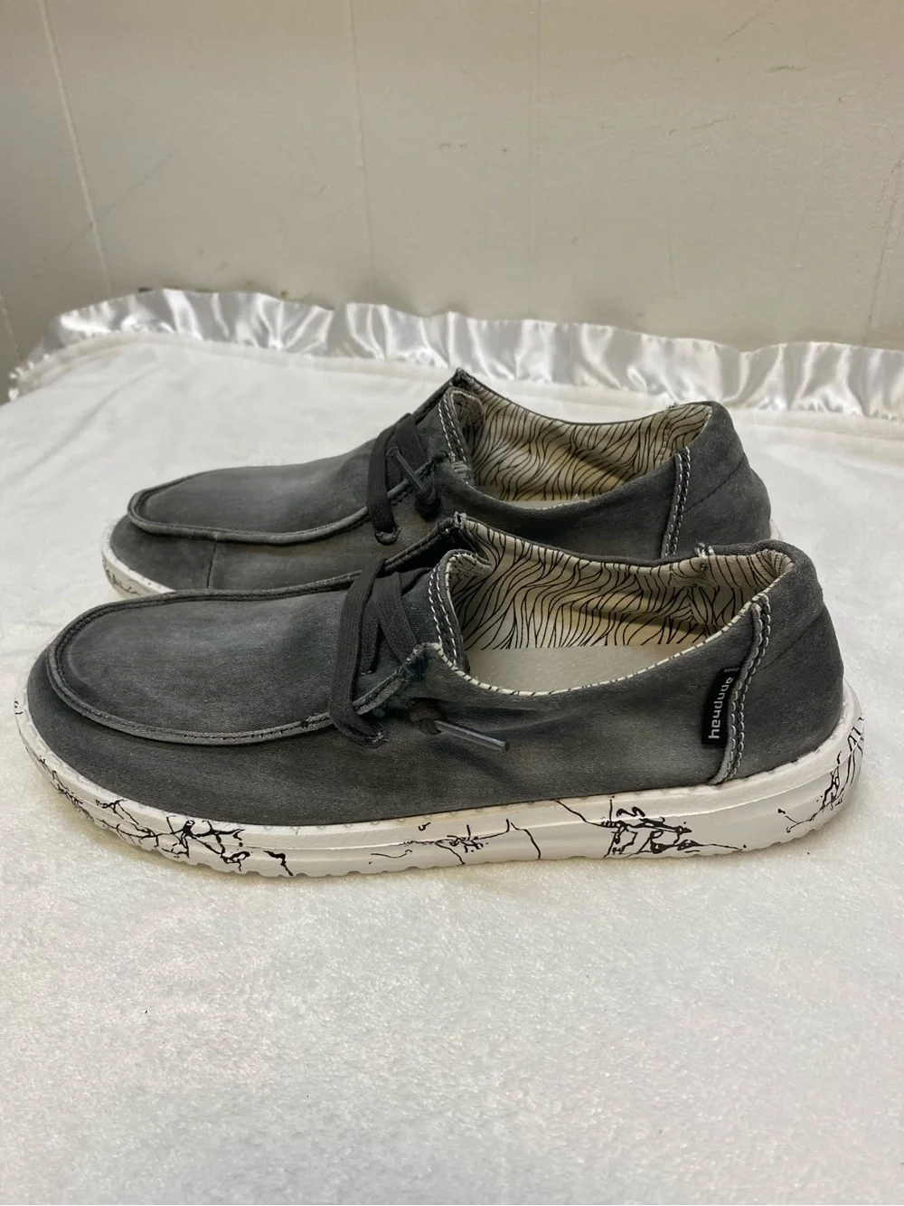 Hey Dude Wendy Moonwash loafers slip on shoes women’s size 7